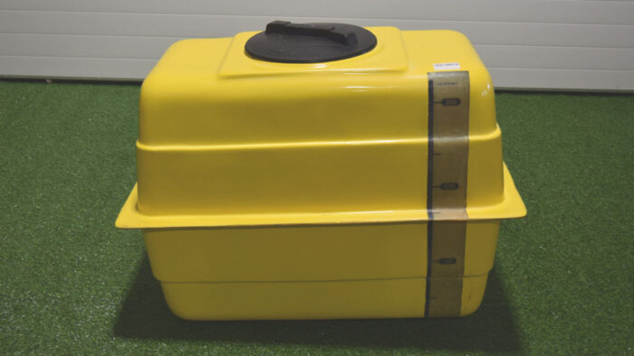 Polyester Tank 300L - TE KOOP - Afbeelding 3